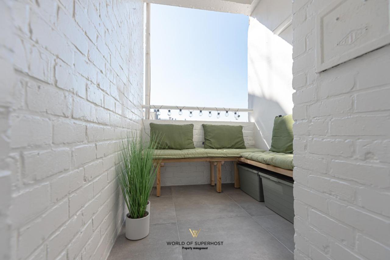 Luxurious Apartment Next To The Sea And City Centre With Free Parking Space Ostende Exterior foto