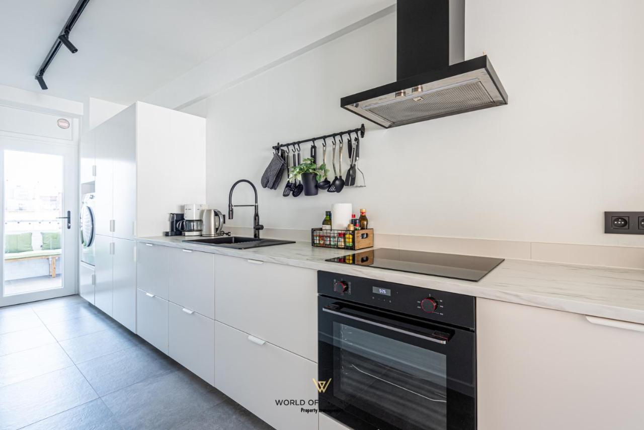 Luxurious Apartment Next To The Sea And City Centre With Free Parking Space Ostende Exterior foto